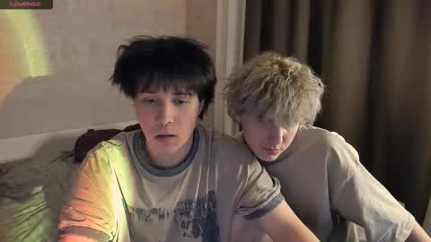 MeowMiku online show from December 20, 6:04 pm