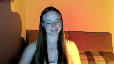Snapshot of miya_mimi chatting on September 12, 7:47 pm Miya online show from September 12, 7:47 pm