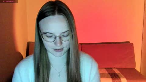 Snapshot of miya_mimi chatting on October 14, 3:46 pm Miya online show from October 14, 3:46 pm