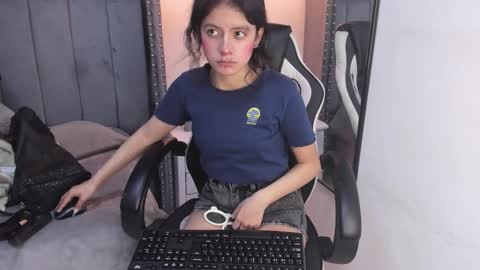 miyu_komori online show from March 3, 12:55 pm