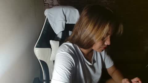 Snapshot of miyuki0704 chatting on March 9, 5:33 am miyuki0704 online show from March 9, 5:33 am