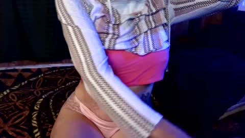 Snapshot of mizziijaie chatting on October 6, 3:20 pm mizziijaie online show from October 6, 3:20 pm