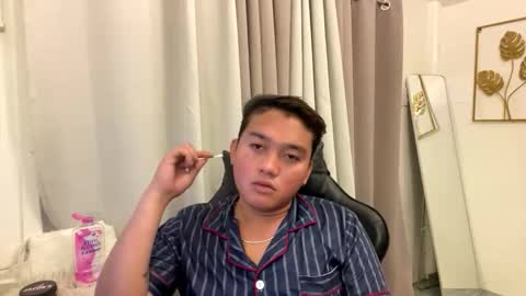 Michole Jay online show from February 16, 2:57 pm