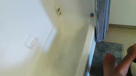 Snapshot of mjeffrey460699861 chatting on May 26, 12:12 pm mjeffrey460699861 online show from May 26, 12:12 pm