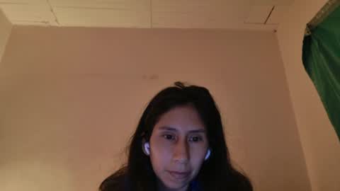Snapshot of mli739709 chatting on June 19, 3:11 am MoonLipson online show from June 19, 3:11 am