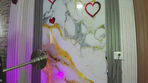 LUCRECIA   NEW ACCOUNT online show from February 17, 7:31 pm