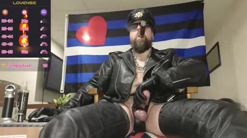 Snapshot of mmazsnake chatting on February 14, 12:29 am SMOKINsnakeEYEZ online show from February 14, 12:29 am