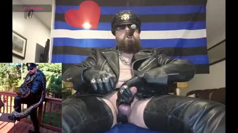 SMOKINsnakeEYEZ online show from July 31, 11:26 pm