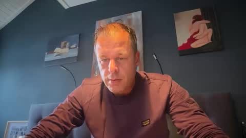 mme4you online show from October 7, 8:22 am