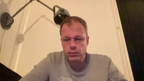 Snapshot of mme4you chatting on May 18, 8:47 pm mme4you online show from May 18, 8:47 pm
