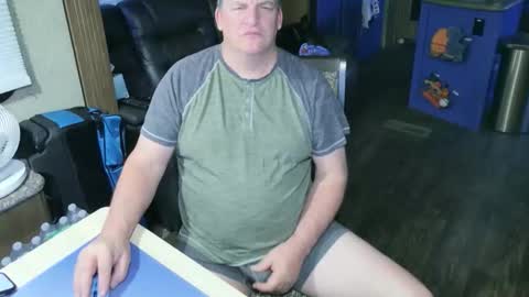 Snapshot of mmmthatsfunnn chatting on November 10, 11:37 pm mmmthatsfunnn online show from November 10, 11:37 pm