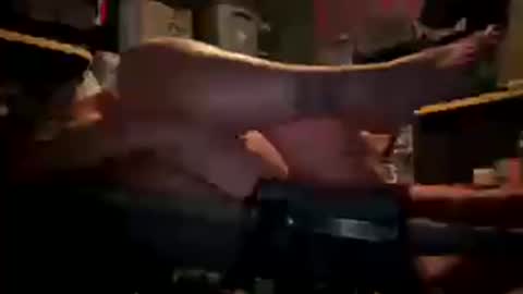 Snapshot of mmmuykalliente chatting on November 10, 7:18 am mmmuykalliente online show from November 10, 7:18 am