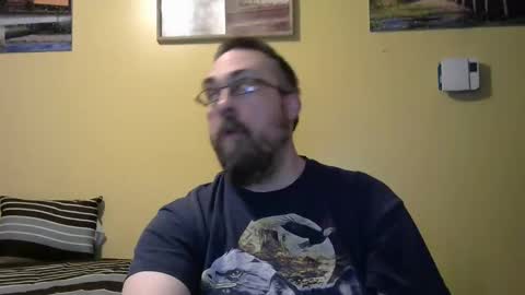 Snapshot of mmr4545 chatting on May 25, 4:07 am mark online show from May 25, 4:07 am