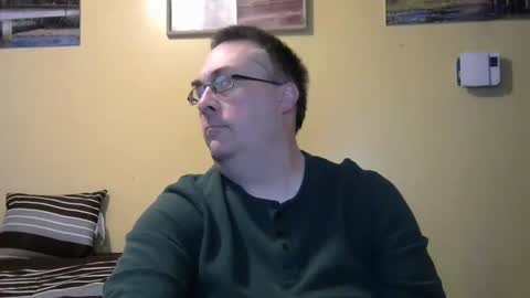 Snapshot of mmr4545 chatting on June 8, 3:40 am mark online show from June 8, 3:40 am