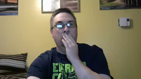 Snapshot of mmr4545 chatting on June 12, 4:44 am mark online show from June 12, 4:44 am