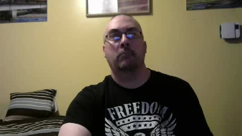 Snapshot of mmr4545 chatting on June 18, 4:24 am mark online show from June 18, 4:24 am