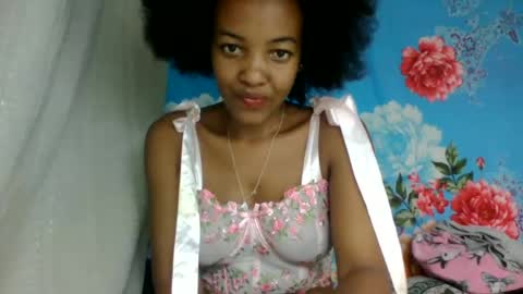 mmyriame online show from June 20, 7:44 am