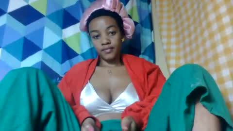 mmyriame online show from July 23, 9:57 pm