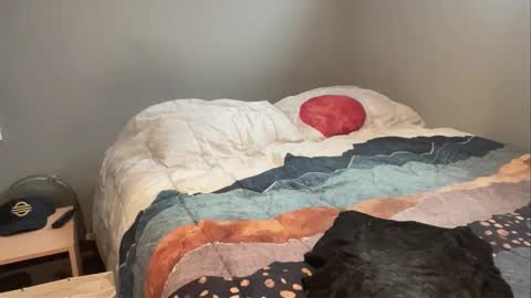 MNTuiLa online show from January 18, 2:32 pm