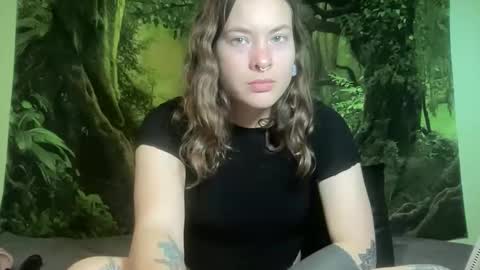 Snapshot of mo0n_goddess chatting on May 27, 2:52 am Misty online show from May 27, 2:52 am