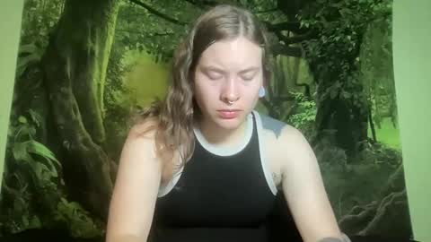 Snapshot of mo0n_goddess chatting on June 5, 6:52 am Misty online show from June 5, 6:52 am