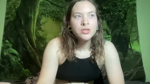 Snapshot of mo0n_goddess chatting on July 31, 5:07 am Misty online show from July 31, 5:07 am