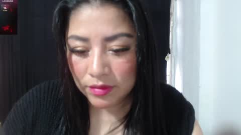 Catalina online show from December 9, 9:37 pm