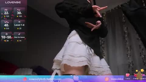 Snapshot of moana_meow chatting on October 22, 12:05 pm Moana meow online show from October 22, 12:05 pm
