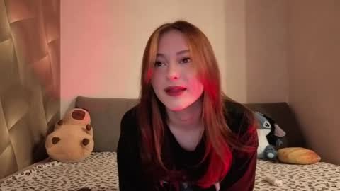 Snapshot of moanista chatting on April 4, 10:07 pm Alyaska online show from April 4, 10:07 pm