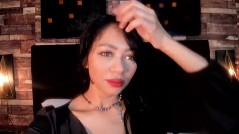 Snapshot of mochasins_ chatting on September 18, 11:34 am mochasins_ online show from September 18, 11:34 am