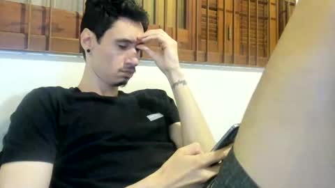 DigBreed online show from December 25, 11:53 pm