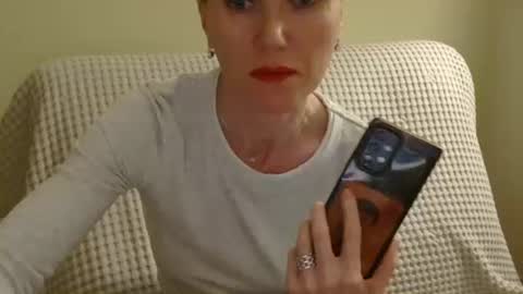 Snapshot of modesta1413 chatting on April 4, 7:55 pm Aurora online show from April 4, 7:55 pm