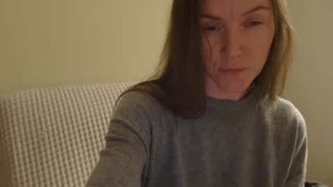 Snapshot of modesta1413 chatting on April 6, 9:05 pm Aurora online show from April 6, 9:05 pm