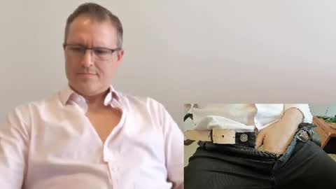 Moe online show from September 16, 5:47 pm