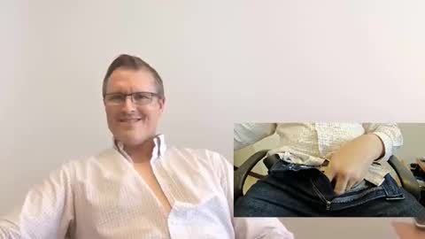 Moe online show from November 6, 7:59 pm