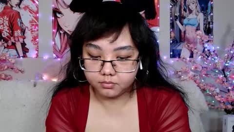 Molly online show from February 24, 6:11 am