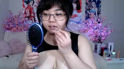 Molly online show from May 2, 4:28 am