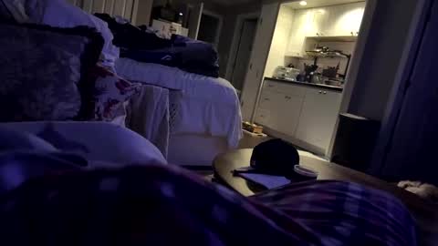 Snapshot of moethecheater7 chatting on September 29, 2:27 am moethecheater7 online show from September 29, 2:27 am