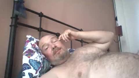 mofu781s online show from June 1, 7:32 am