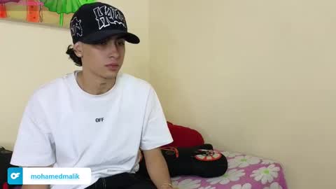 mohamed_malik online show from December 21, 11:39 am