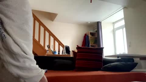 Snapshot of moi10414 chatting on June 15, 6:32 pm moi10414 online show from June 15, 6:32 pm