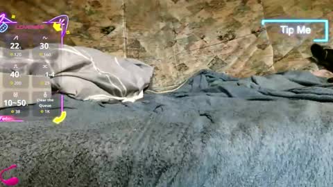 Snapshot of moi16300 chatting on September 30, 2:27 am moi16300 online show from September 30, 2:27 am