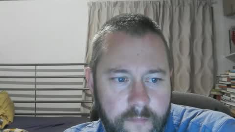 Snapshot of moistfalafel chatting on May 25, 12:05 am Jode online show from May 25, 12:05 am