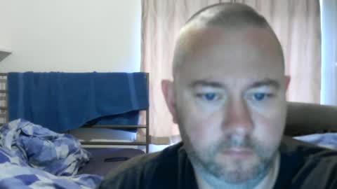 Snapshot of moistfalafel chatting on June 3, 5:54 am Jode online show from June 3, 5:54 am
