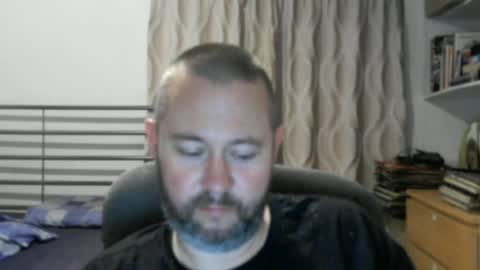Snapshot of moistfalafel chatting on June 17, 11:05 pm Jode online show from June 17, 11:05 pm