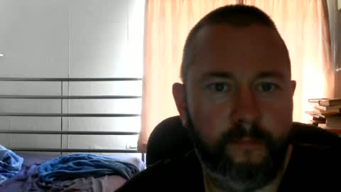 Snapshot of moistfalafel chatting on June 26, 9:35 am Jode online show from June 26, 9:35 am