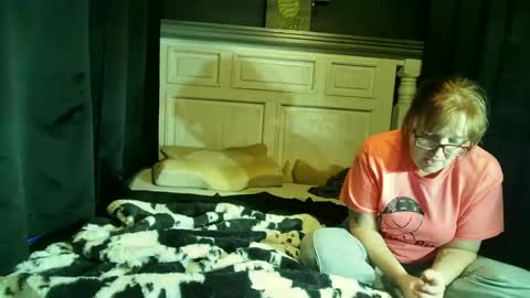 Snapshot of mojoe0690 chatting on January 13, 2:39 am mojoe0690 online show from January 13, 2:39 am