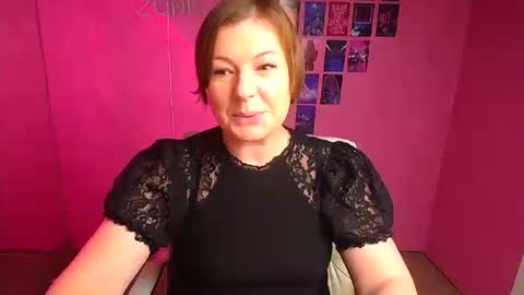 Snapshot of molly_mis chatting on December 15, 12:42 pm Molly online show from December 15, 12:42 pm