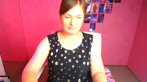 Molly online show from July 28, 6:20 pm