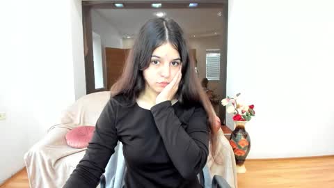 Molly Owens online show from October 18, 6:48 am